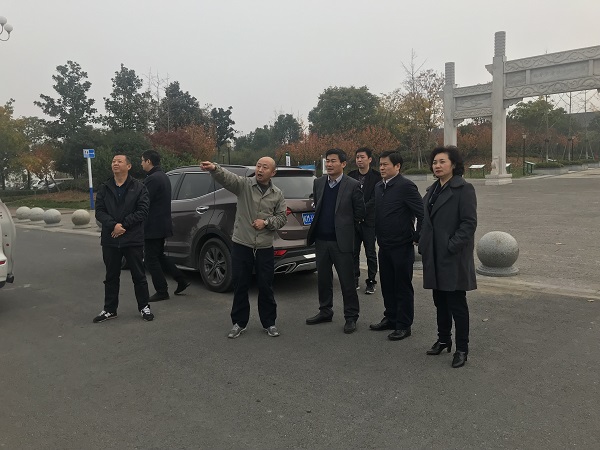 夏萍、程保銀實(shí)地調研徽鹽地產(chǎn)在建項目